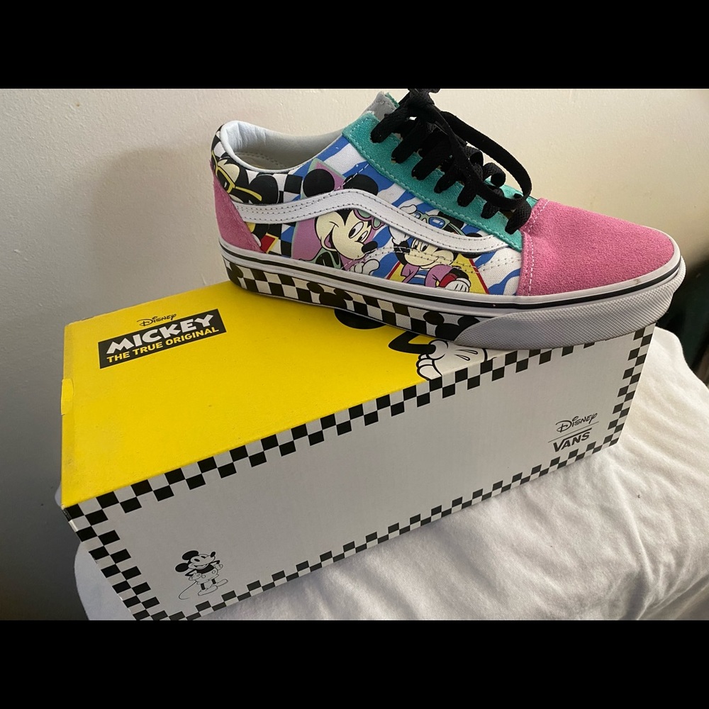 Vans Old Skool Disney 80’s Mickey Mouse